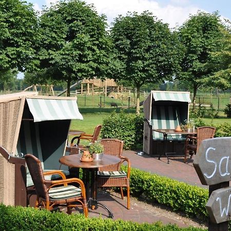 Ferienhof & Landhotel Laurenz 格罗瑙 客房 照片